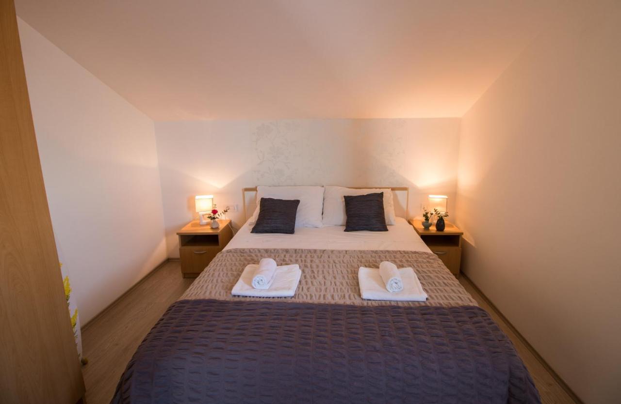 Apartments Villa Carica B&B Мимице Экстерьер фото