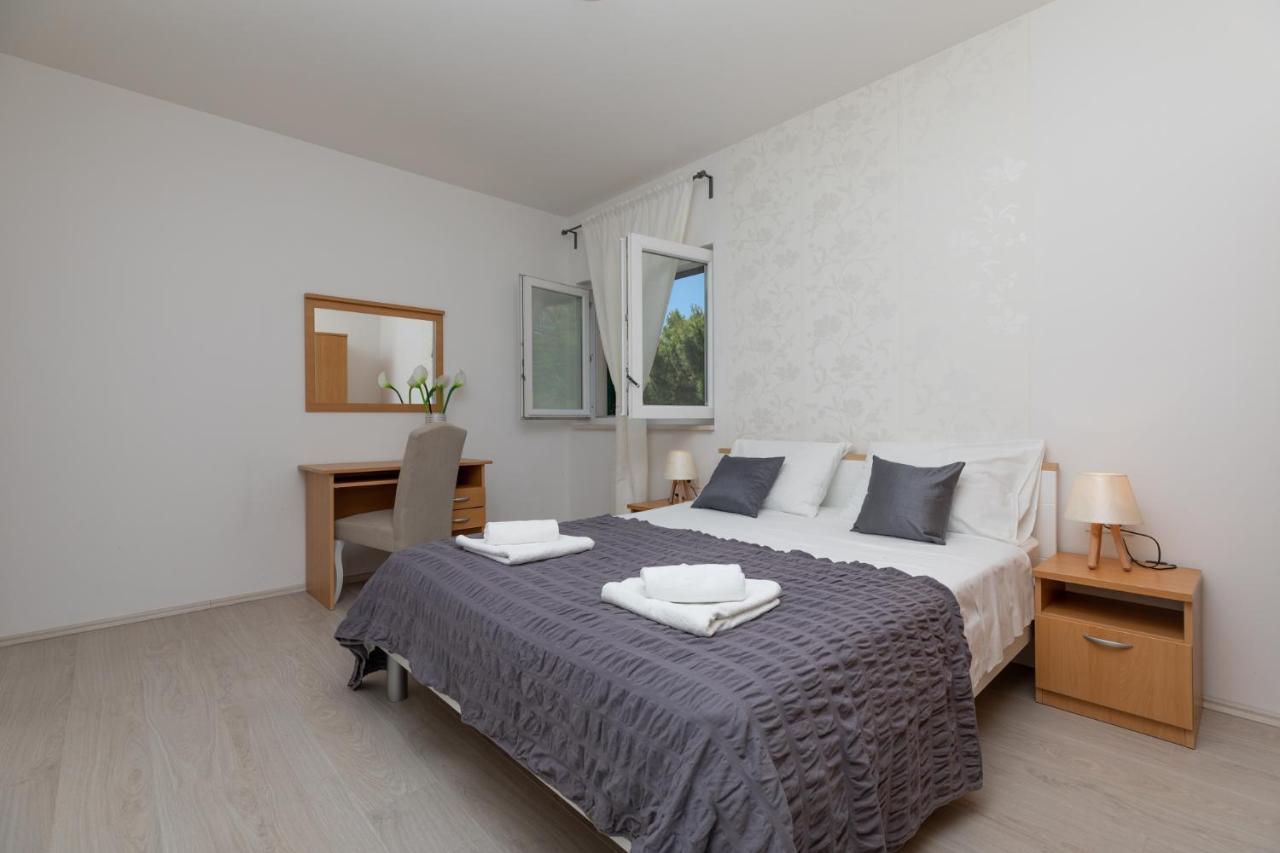 Apartments Villa Carica B&B Мимице Экстерьер фото