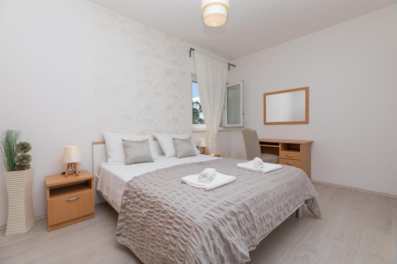 Apartments Villa Carica B&B Мимице Экстерьер фото